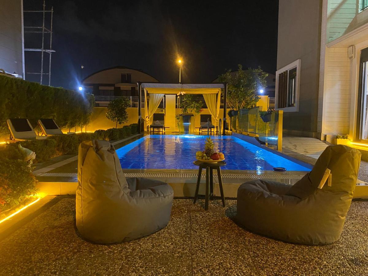Villa Annabell1 With Swimming Pool And Jacuzzi, 3 Floors بيليك المظهر الخارجي الصورة