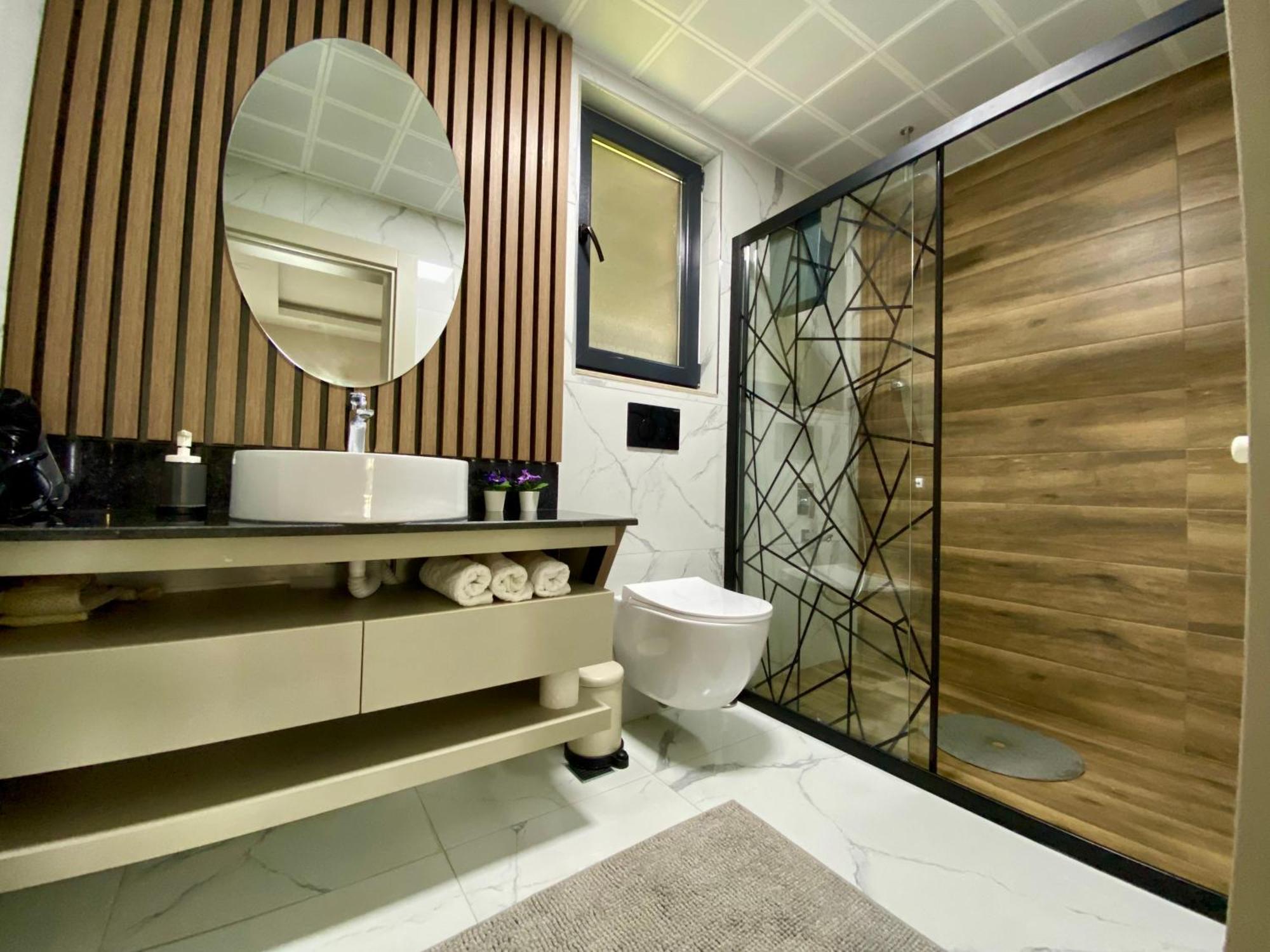 Villa Annabell1 With Swimming Pool And Jacuzzi, 3 Floors بيليك المظهر الخارجي الصورة
