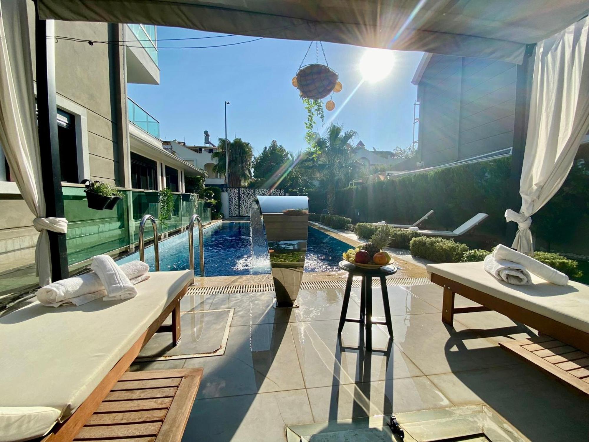Villa Annabell1 With Swimming Pool And Jacuzzi, 3 Floors بيليك المظهر الخارجي الصورة