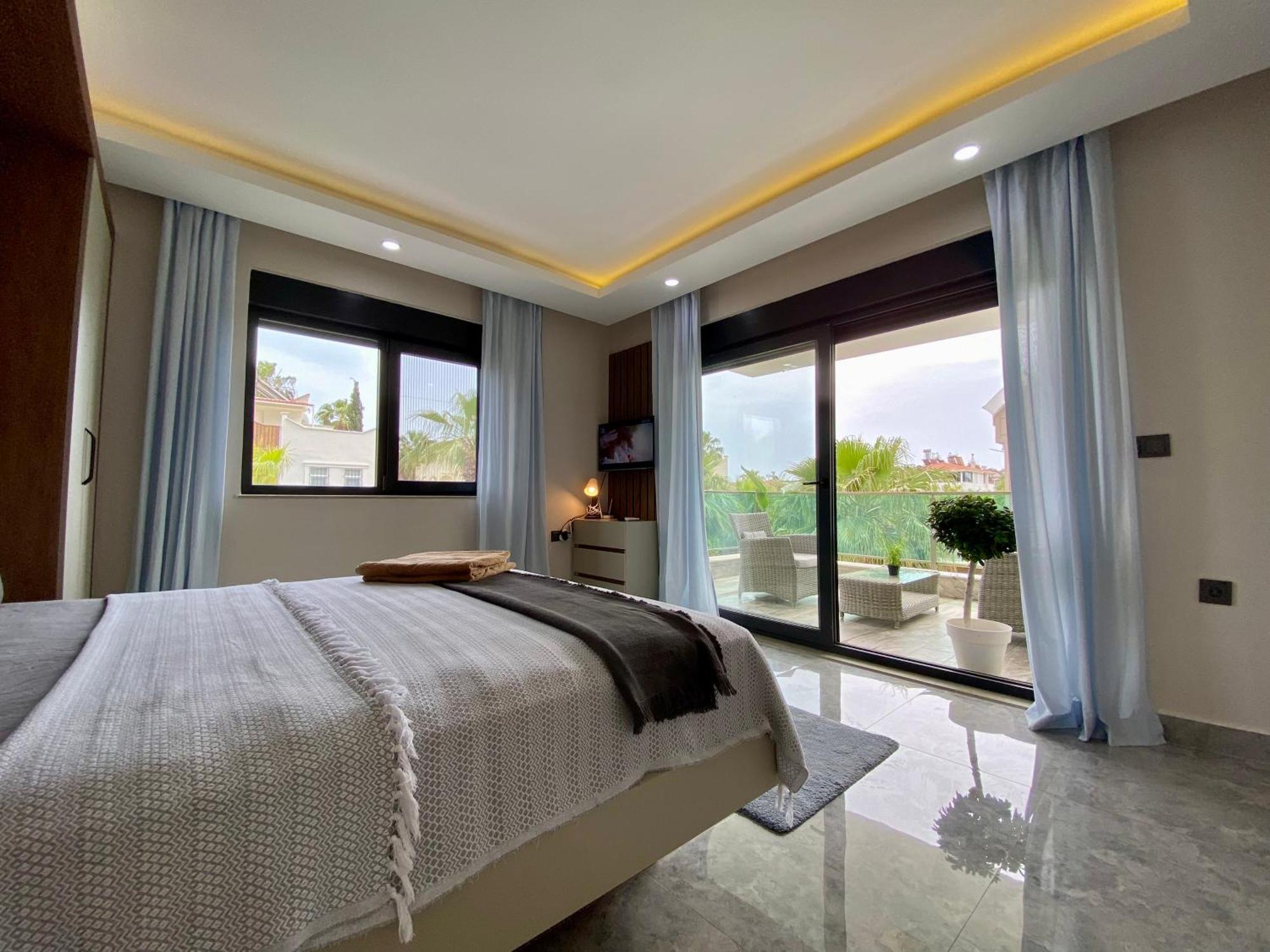 Villa Annabell1 With Swimming Pool And Jacuzzi, 3 Floors بيليك المظهر الخارجي الصورة