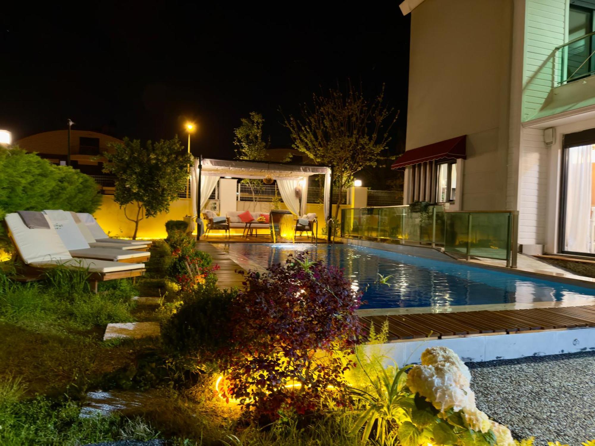 Villa Annabell1 With Swimming Pool And Jacuzzi, 3 Floors بيليك المظهر الخارجي الصورة